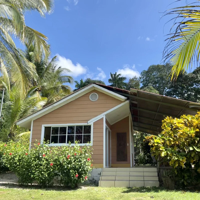 Casa Iguana: Ocean View Home